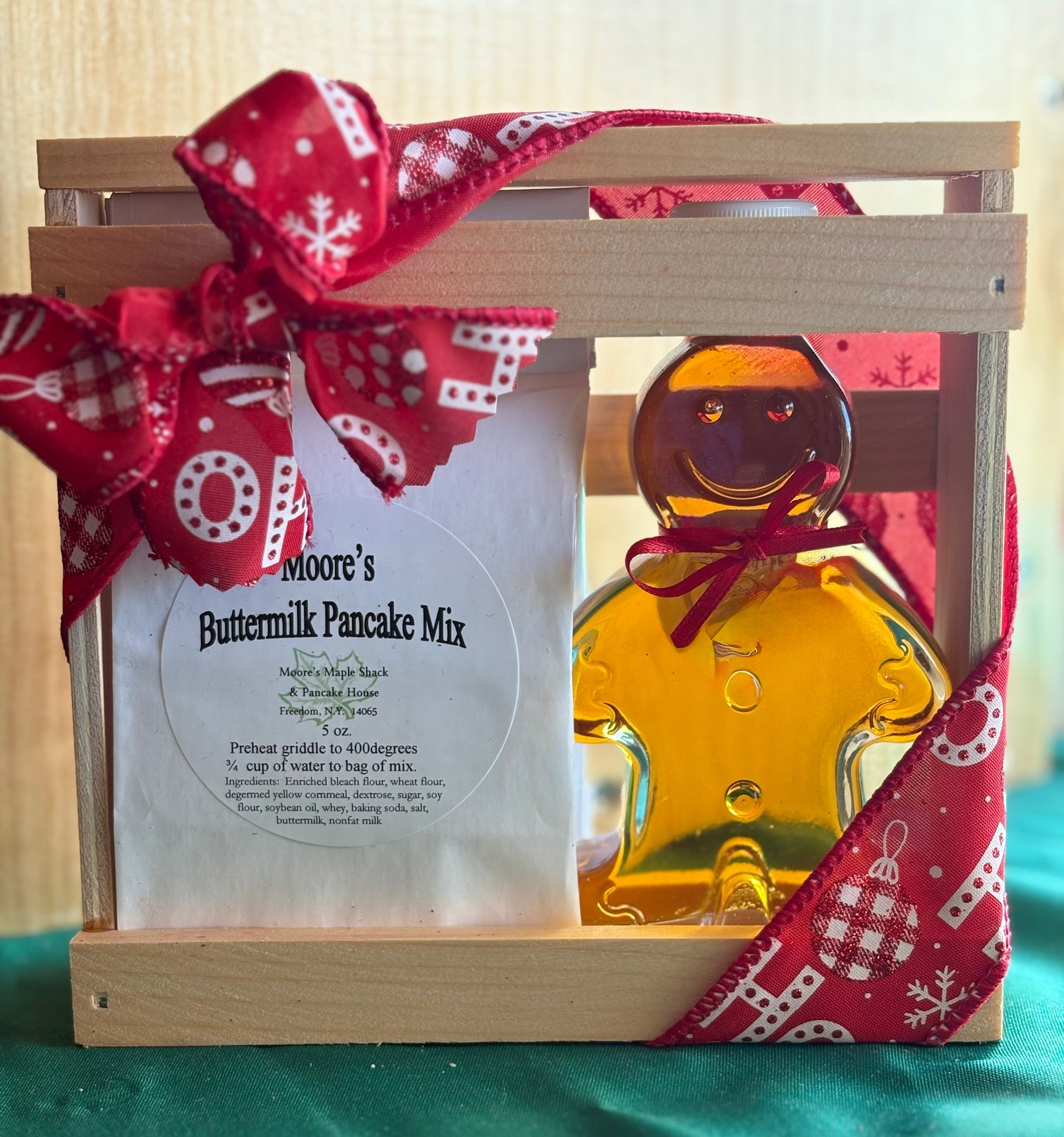 Small Gingerbread gift crate