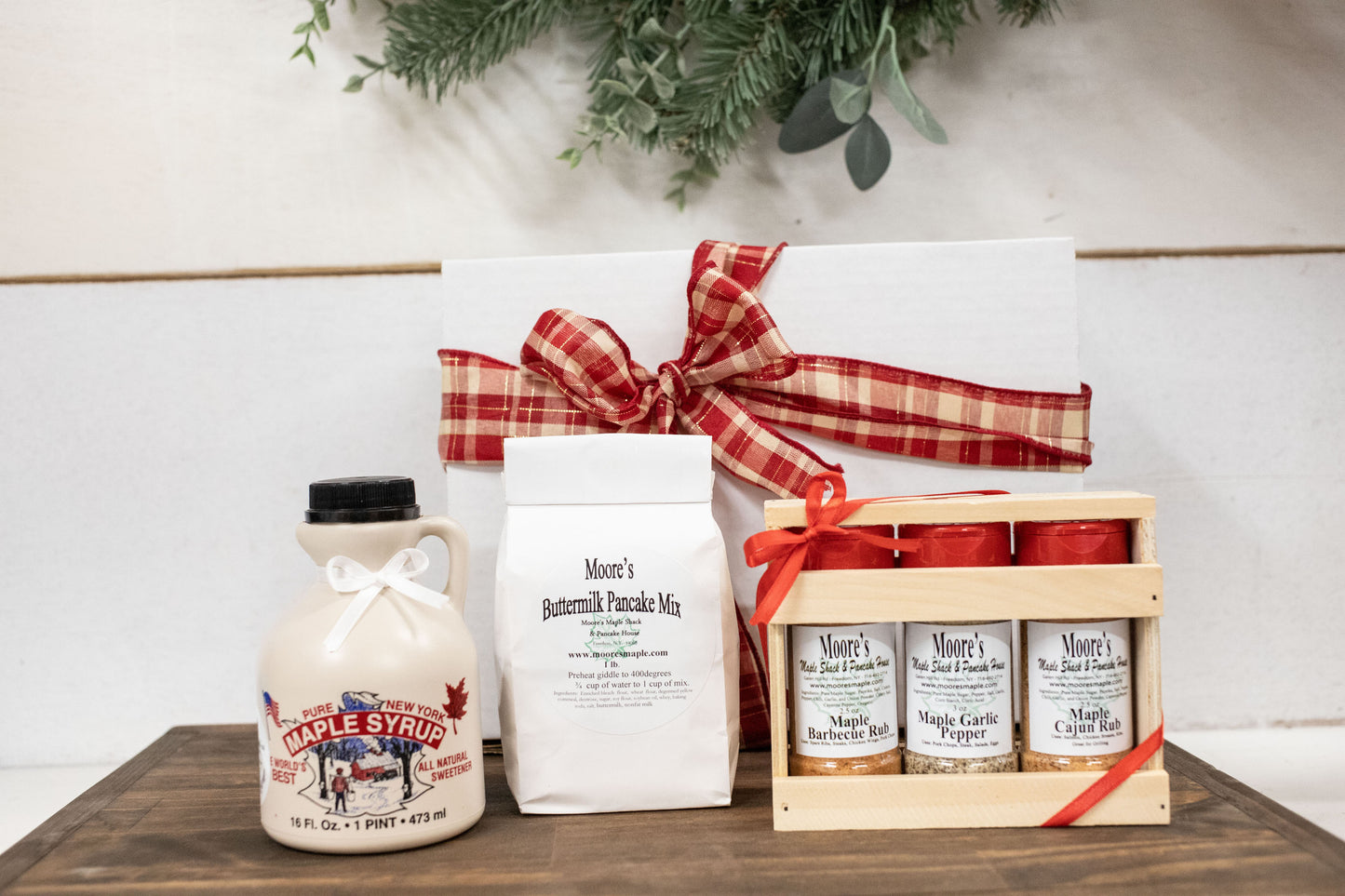 Gift Box 6 - Maple Syrup 16 oz.squeeze bottle, Buttermilk Pancake Flour, Maple Spice Crate
