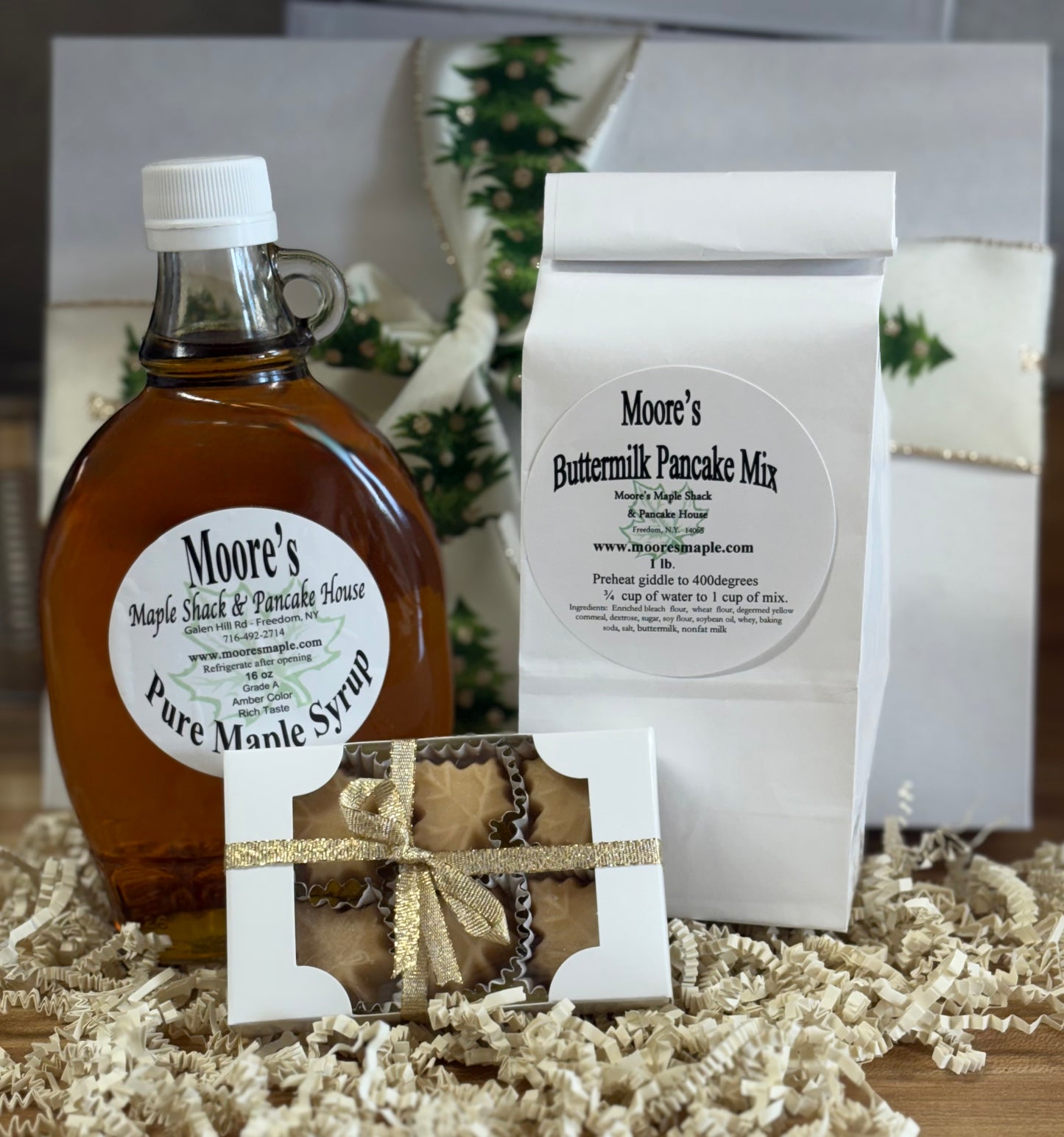 Gift Box 1 - Maple Syrup Glass Pint, Buttermilk Pancake Flour and Maple Sugar